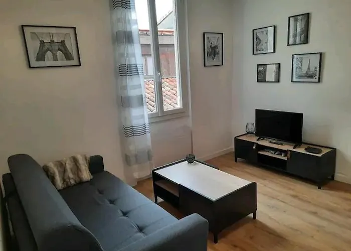 Apartmán Le Black And White Cosy Centre *